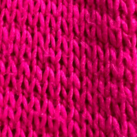 Abercrombie & Fitch Wool Alpaca Cropped Chunky Knit Hot Pink Barbiecore Sweater - Picture 5 of 16